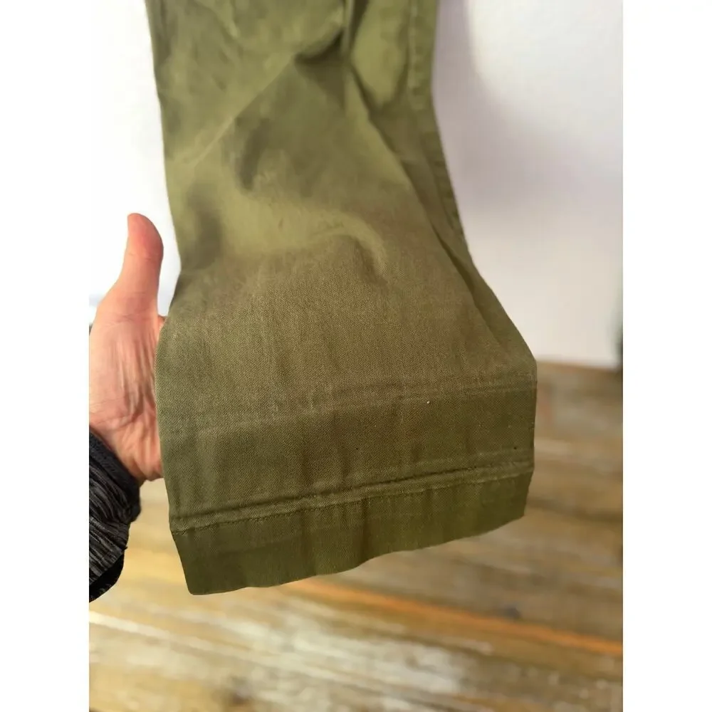 Gap Men’s Essential Khaki Chino Pants Size 31x32 Slim Fit Cotton Stretch Casual